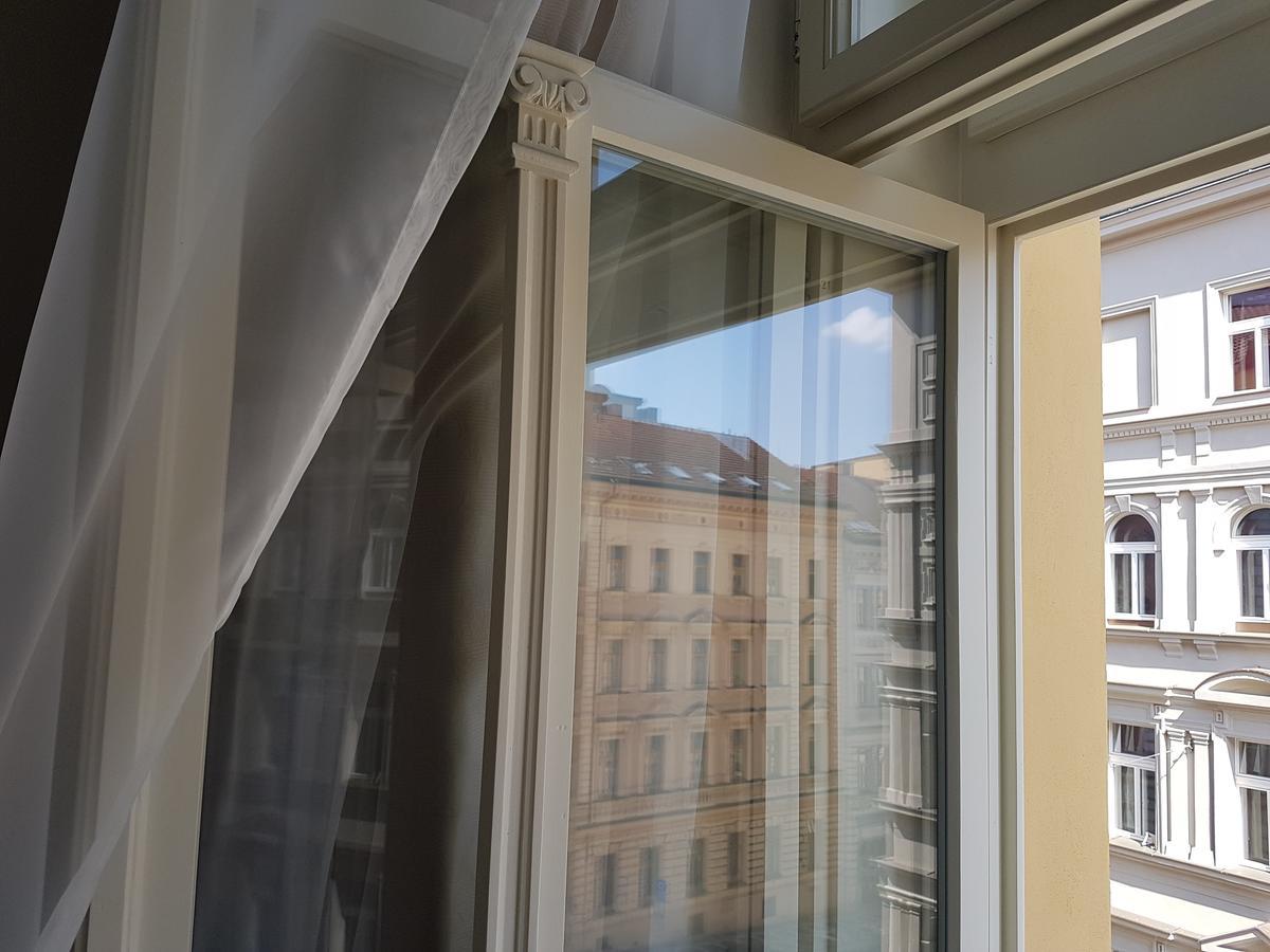 Apartments With The Lions براغ المظهر الخارجي الصورة